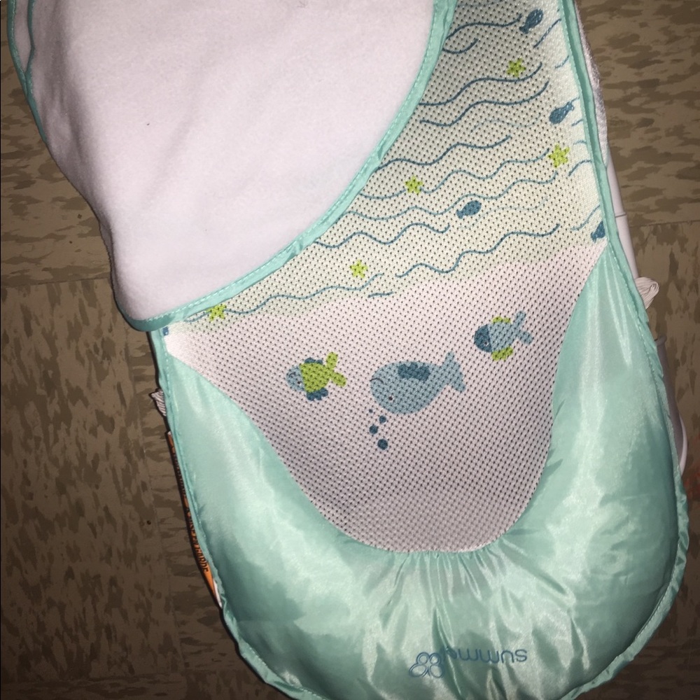 Newborn slingshot bathtub